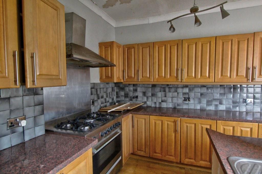 3 Bedroom House - End Terrace